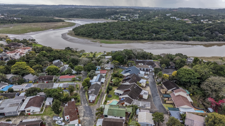 3 Bedroom Property for Sale in Bonza Bay Eastern Cape